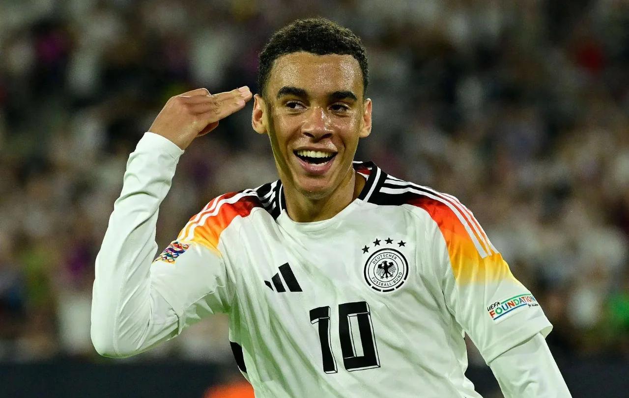 德国队前途光明!,西亚卡姆新星最后时刻胜出表现突出再创辉煌时刻(最有前途中国篮球新星) 德国队前途光明!,西亚卡姆新星最后时刻胜出表现突出再创辉煌时刻(最有前途中国篮球新星)