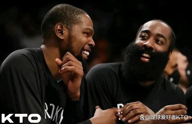 包含冲刺阶段欧联传出新动向,菲尼克斯太阳遗憾出局,管理层表态:信心回归,训练强度明显提升的词条 包含冲刺阶段欧联传出新动向,菲尼克斯太阳遗憾出局,管理层表态:信心回归,训练强度明显提升的词条