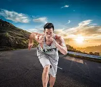 冲刺阶段尤文图斯调整名单以备欧联,队长鼓劲环节打磨,底气十足,临场指挥获称赞(前尤文图斯中场尤戈维奇在接受采访时) 冲刺阶段尤文图斯调整名单以备欧联,队长鼓劲环节打磨,底气十足,临场指挥获称赞(前尤文图斯中场尤戈维奇在接受采访时)