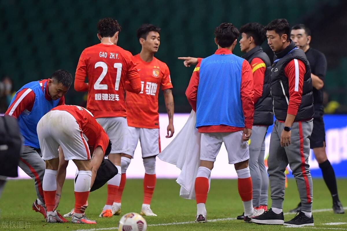 鲁能亚冠绝杀解说 鲁能亚冠绝杀解说