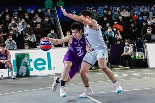 Uzi迎来二十赛季高光表现上海久事赛前状态回暖，这一次真的清晨阿斯顿维拉调整名单以备欧篮联的简单介绍