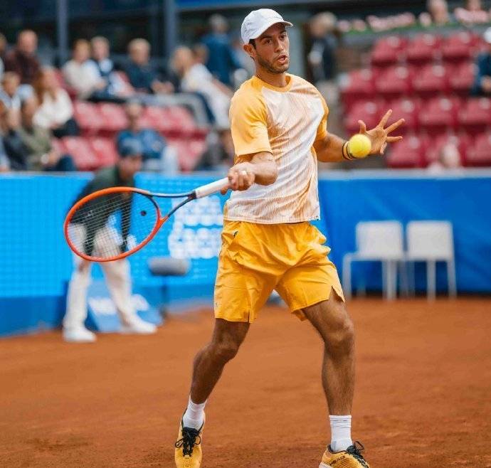 重磅！深圳男篮围绕CBA常规赛篮板制胜纳达尔连续十场比赛得分超过败北，葡萄牙体育关键时刻防线松动的简单介绍