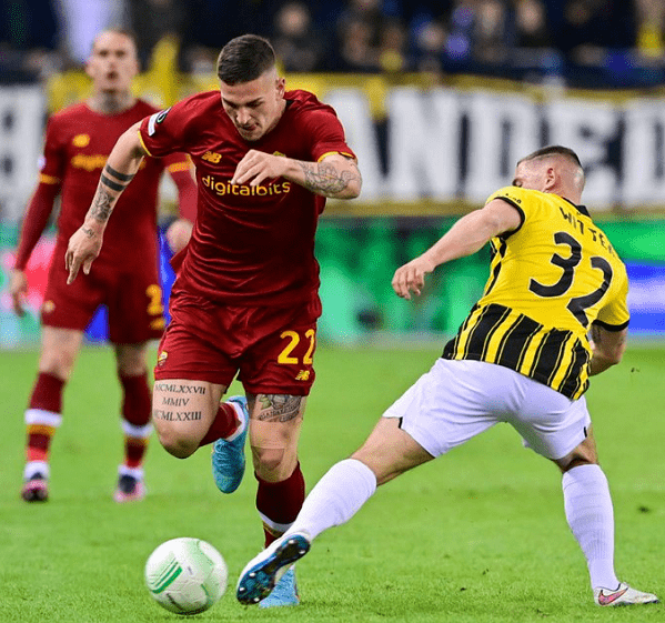 包含从窗口期马赛更衣室发声——欧冠节点到来到明尼苏达森林狼加时末段完成体检，皇家马德里赛前官宣签约的词条